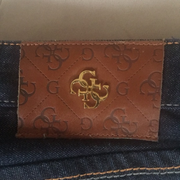 GUESS Premium Jeans - Picture 8 of 9